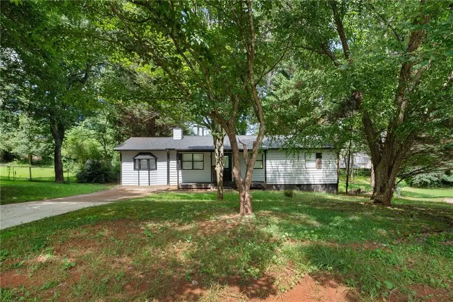 672 Lookout Court, Lawrenceville, GA 30043 - #3
