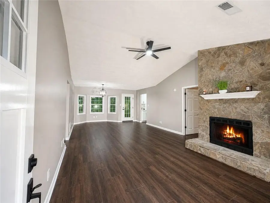930 Century Oak Drive, Winder, GA 30680 - #2