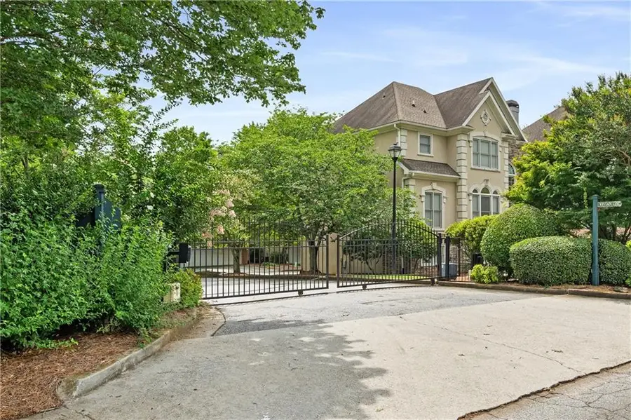 2434 Vivian Circle, Decatur, GA 30030 - #2