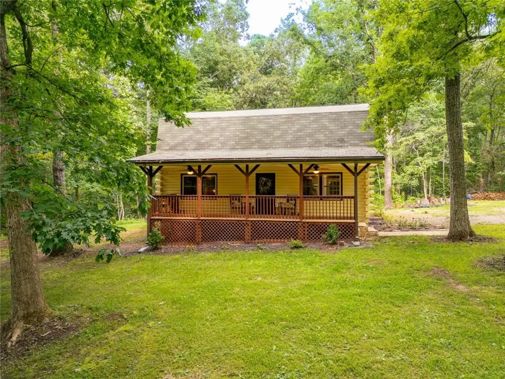 465 Waters Edge Drive, Clarkesville, GA 30523 - #1