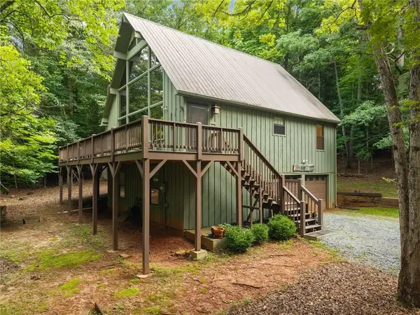 318 Horseshoe Lane, Dahlonega, GA 30533