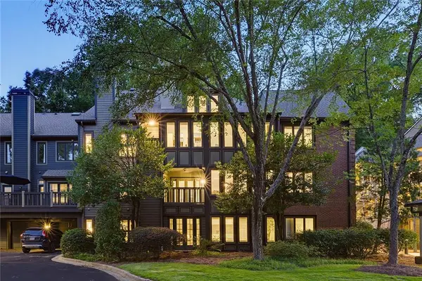 486 Ansley Walk Terrace Ne, Atlanta, GA 30309