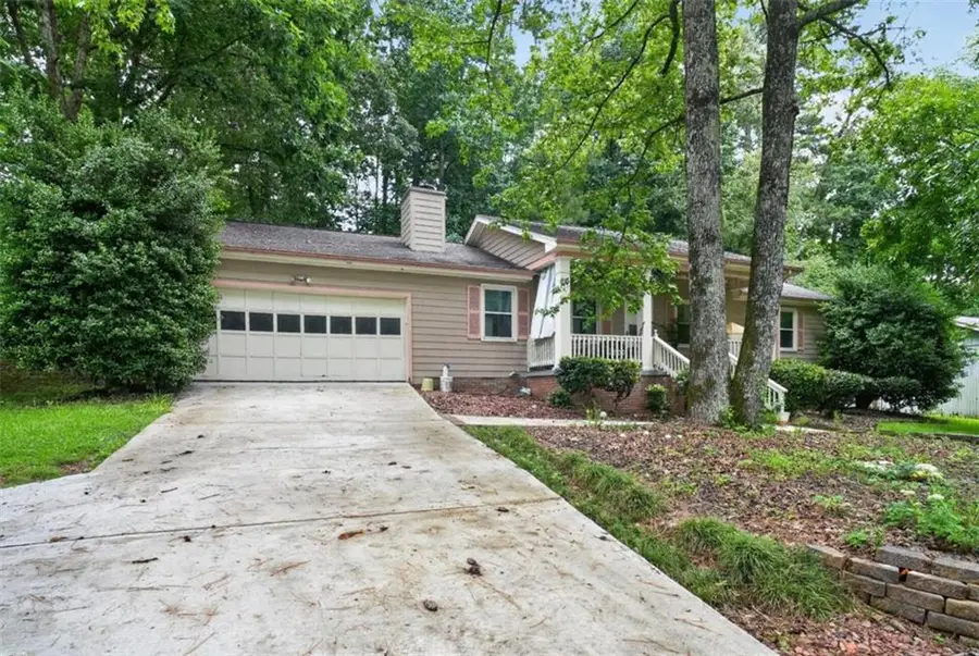 8198 Rockbridge Road, Lithonia, GA 30058 - #2