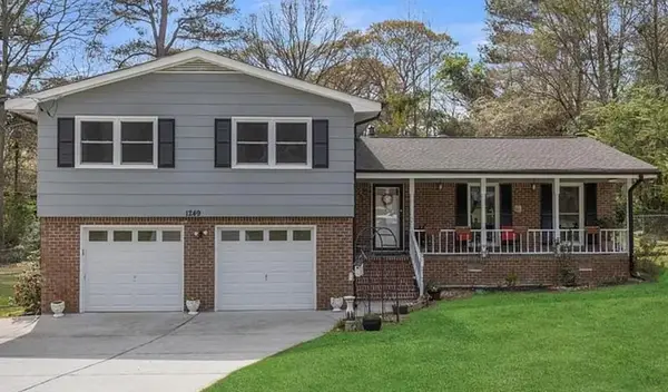 1249 Renee Dr Sw, Lilburn, GA 30047