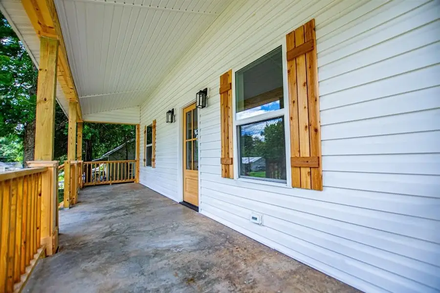 115 Pine Street, Carrollton, GA 30117 - #3