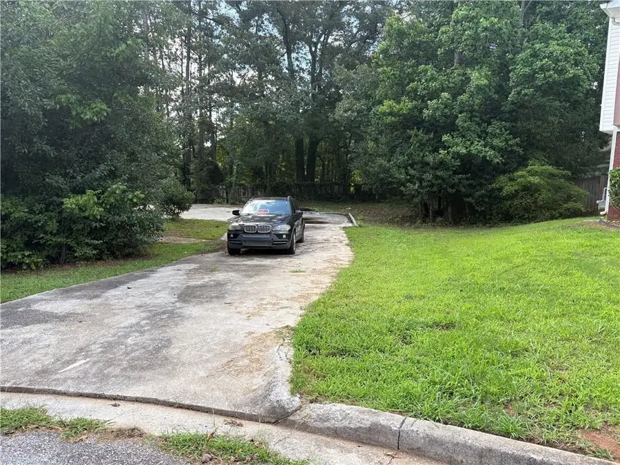 335 Lake Royale Place, Riverdale, GA 30296 - #2