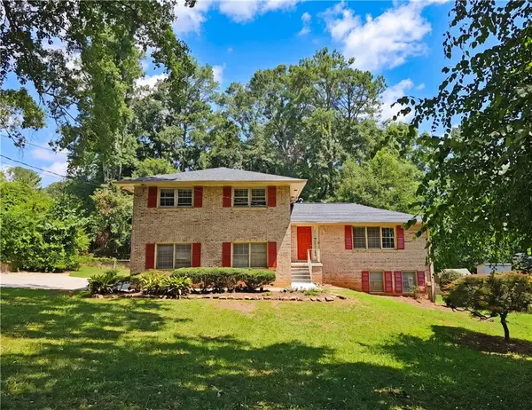4828 Scotland Drive, Stone Mountain, GA 30088