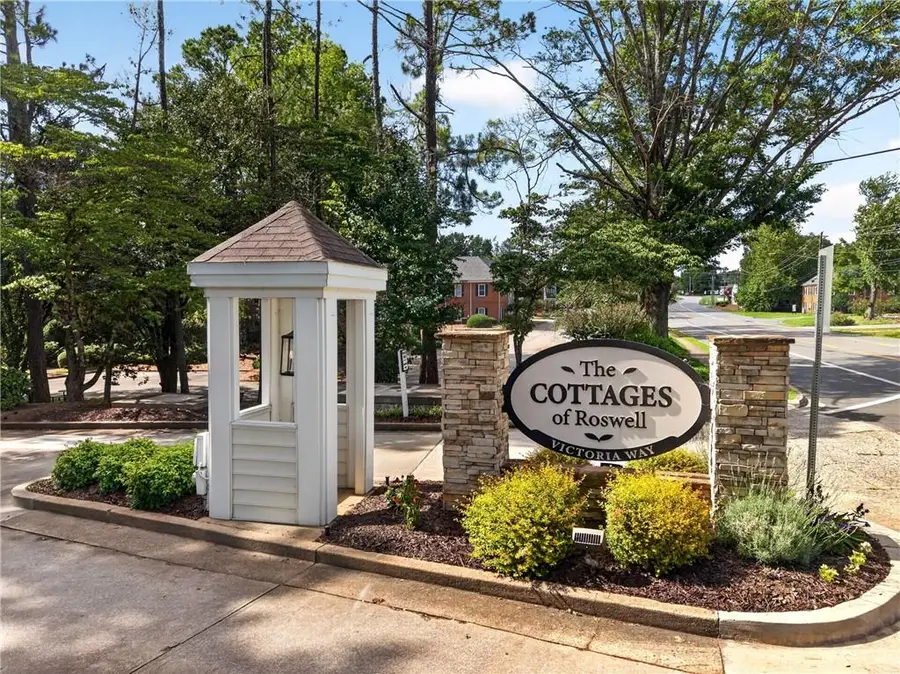 140 Victoria Way, Roswell, GA 30075 - #2