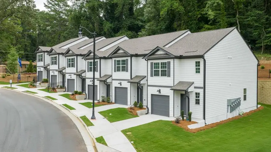 1391 Sweetshrub Place Nw #27, Atlanta, GA 30318 - #3