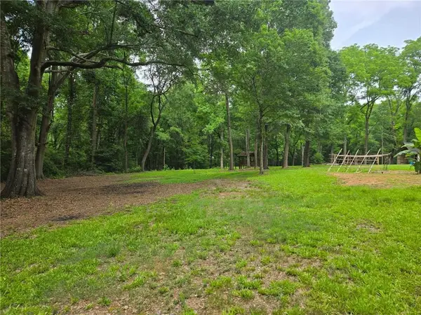 1109 Dixon Bridge Road, Maysville, GA 30530