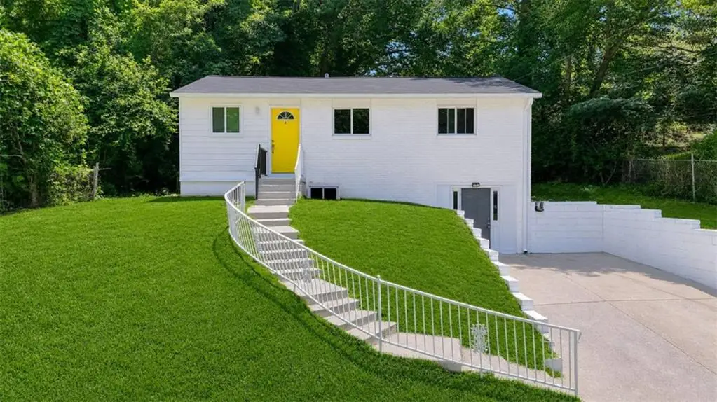 477 Fairlane Circle Nw, Atlanta, GA 30331 - #1