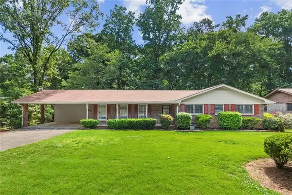 708 Rollingwood Drive, Stone Mountain, GA 30087