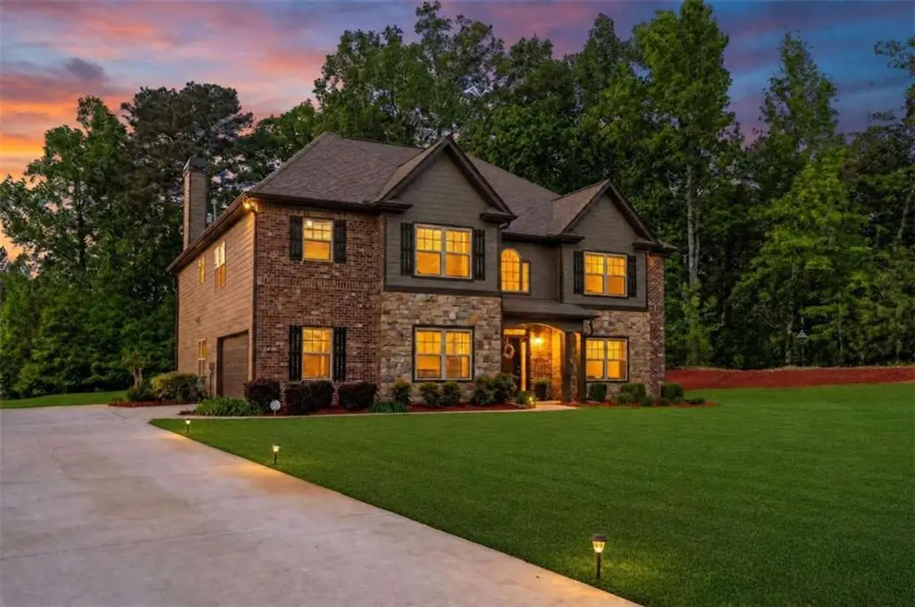 3 Westwood Lake Drive, Newnan, GA 30263 - #1