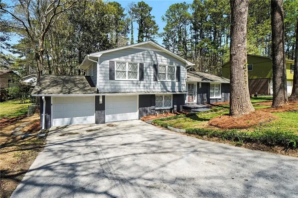 3960 Wedgefield Circle, Decatur, GA 30035 - #1