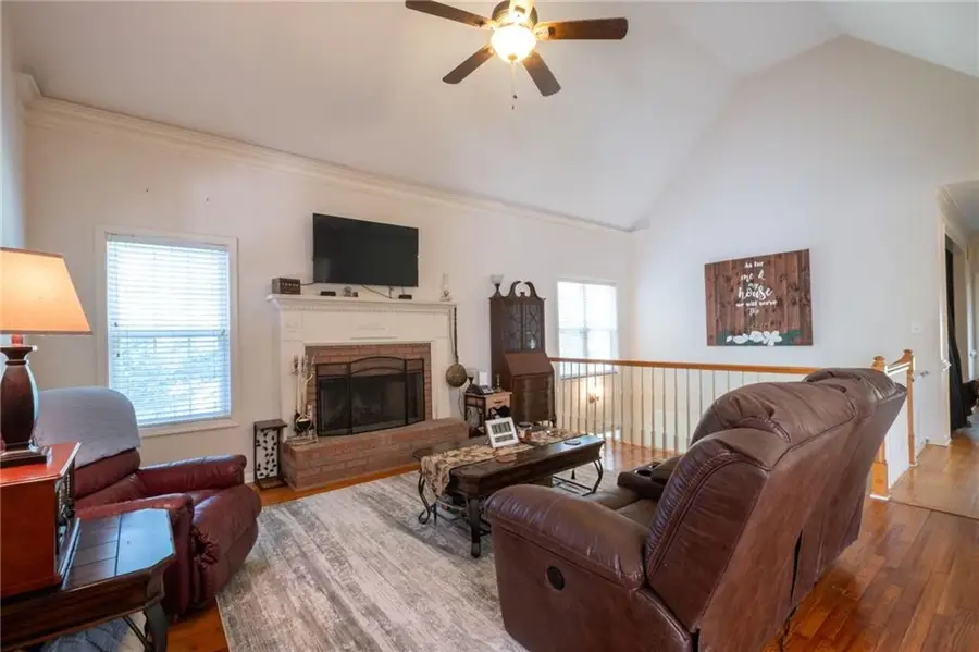 123 W Castle View Drive, Braselton, GA 30517 - #3
