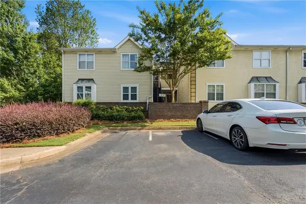 31 Sutton Place, Avondale Estates, GA 30002