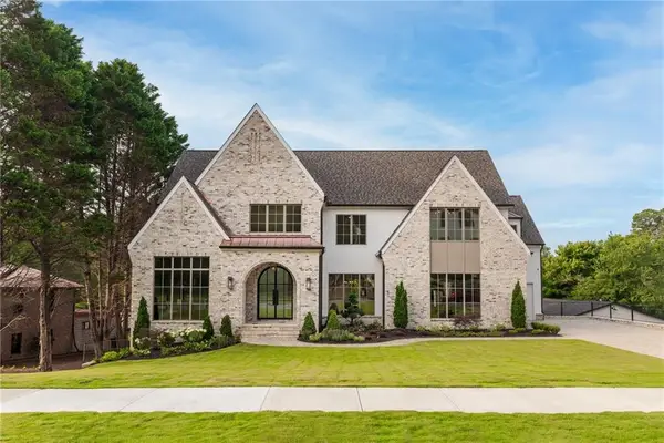 228 Thomas Circle, Roswell, GA 30075