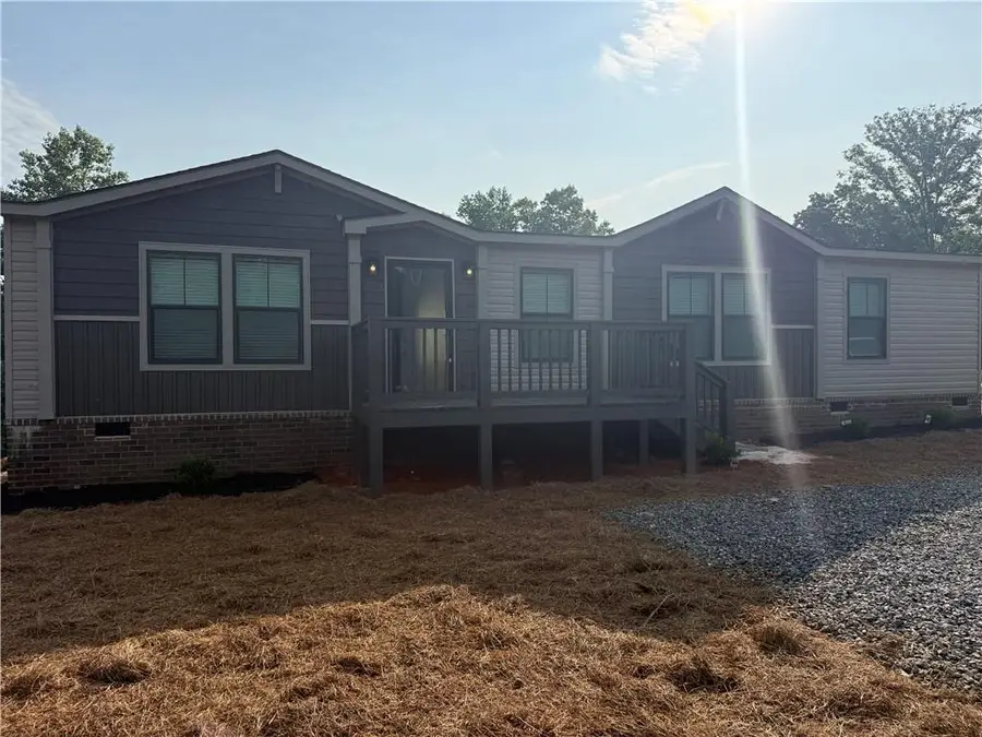 654 Robertson Loop Road, Clarkesville, GA 30523 - #2