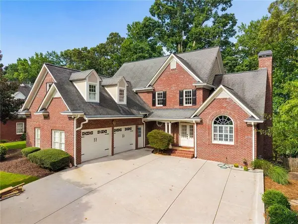 4074 Hickory Fairway Drive, Woodstock, GA 30188
