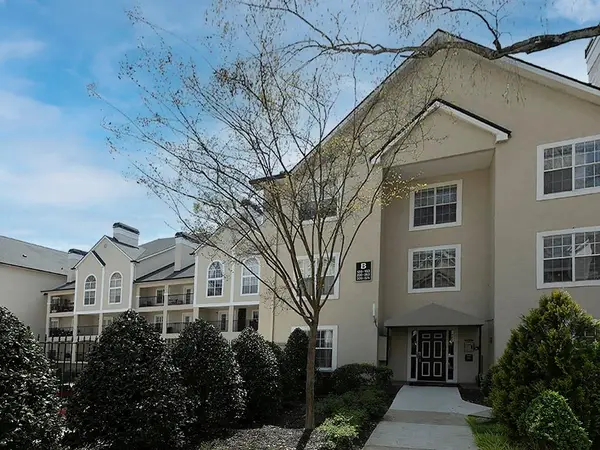 3655 Habersham Road Ne #352, Atlanta, GA 30305