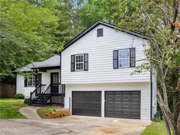 225 Hampton Drive, Dallas, GA 30132