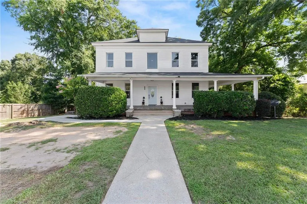 2158 Broad Street, Commerce, GA 30529 - #1