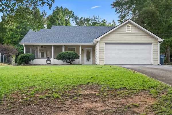 165 Lakefront Drive, Covington, GA 30016