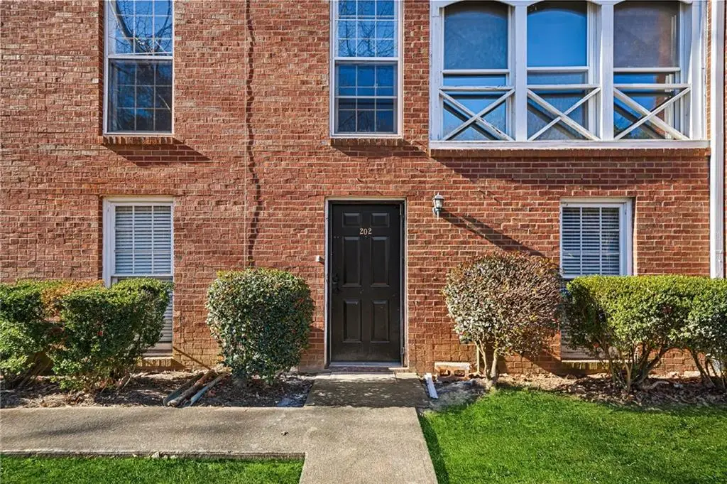 1166 Booth Road Sw #202, Marietta, GA 30008 - #1