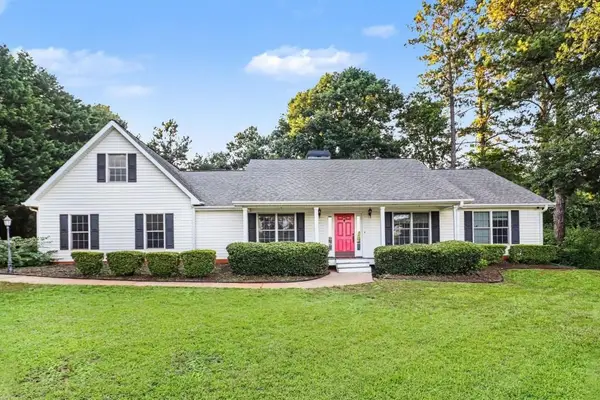 84 Hidden Lakes Court, Newnan, GA 30263