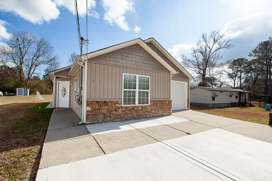 511 Circle Drive, Calhoun, GA 30701 - #3