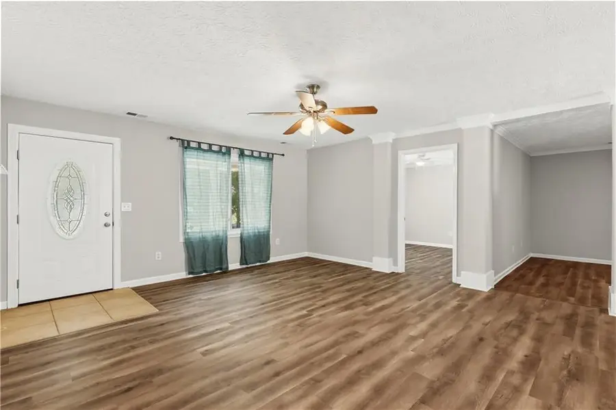 3733 Memorial Parkway Nw, Kennesaw, GA 30152 - #3