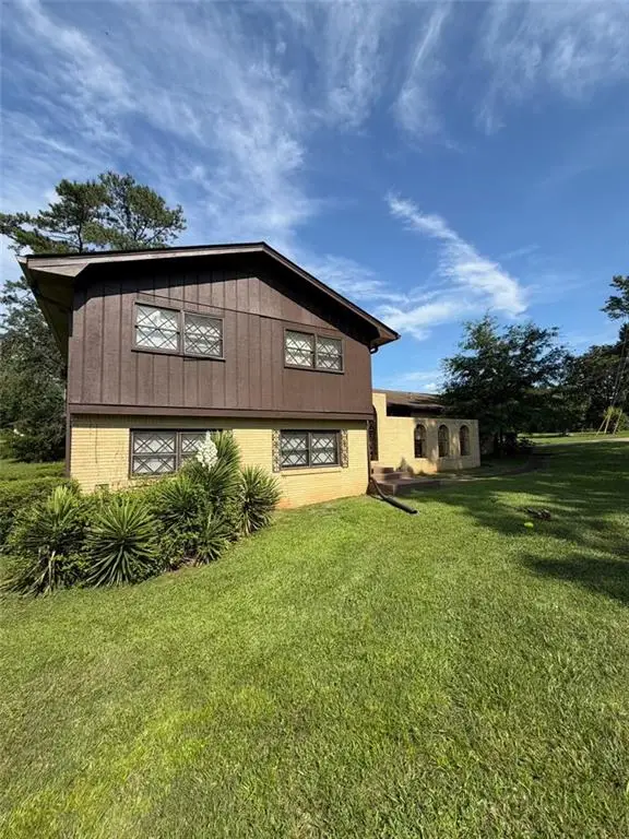4678 Tara Woods Drive, Ellenwood, GA 30294