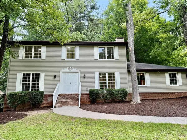 5264 Golfcrest Circle, Stone Mountain, GA 30088