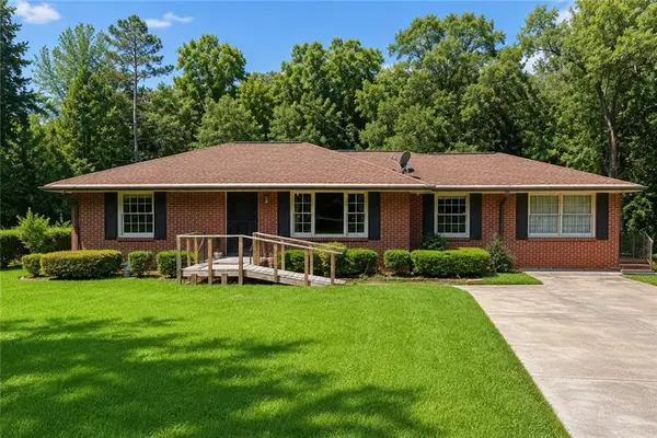 2095 Lilac Lane, Decatur, GA 30032