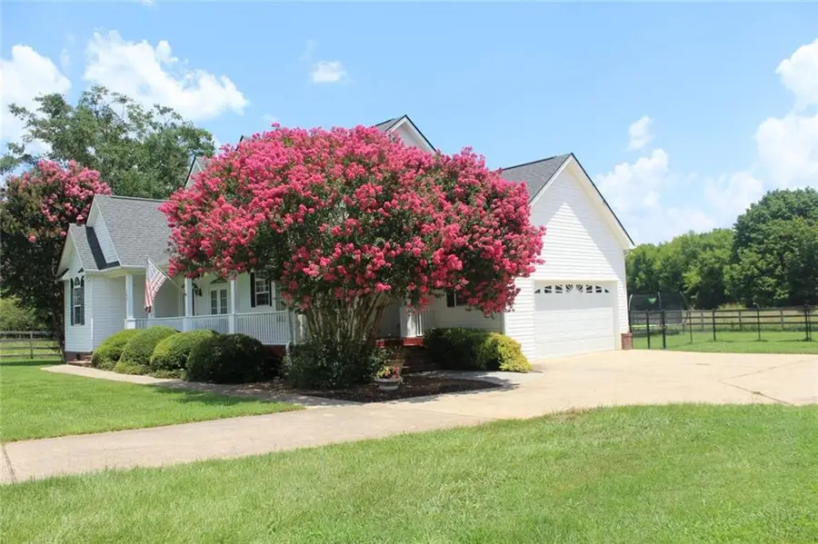 2887 Morgan Valley Road, Rockmart, GA 30153 - #2
