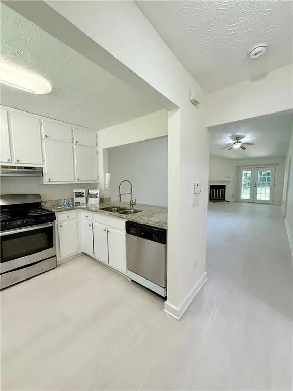5376 Cherry Wood Drive, Stone Mountain, GA 30083 - #2