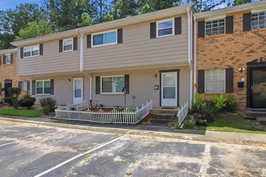 4701 Flat Shols Rd, Union City, GA 30291 - #1