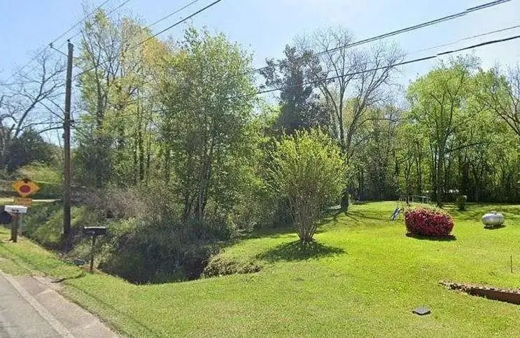114 SE Coombs Avenue, Milledgeville, GA 31061 - #1