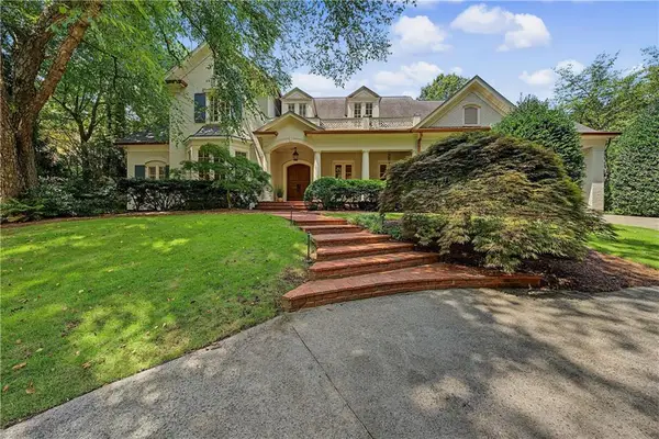82 Blackland Road Nw, Atlanta, GA 30342