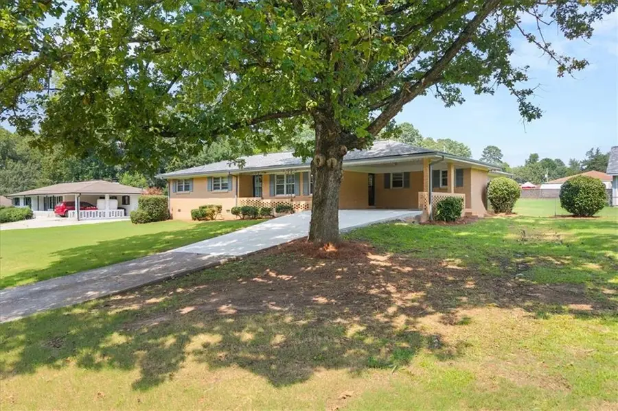 454 Hilltop Road Sw, Conyers, GA 30094 - #2