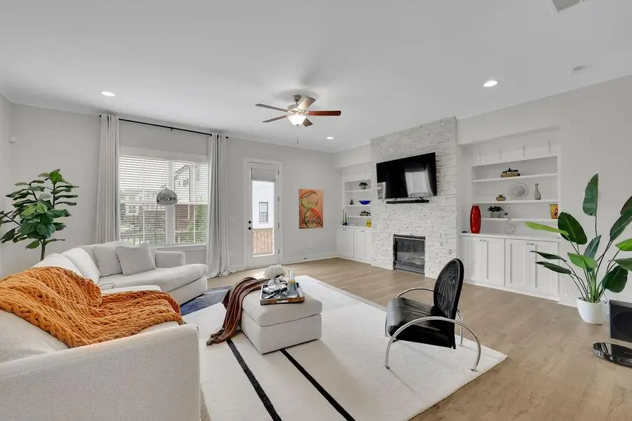 820 Fair View Circle, Roswell, GA 30076 - #2