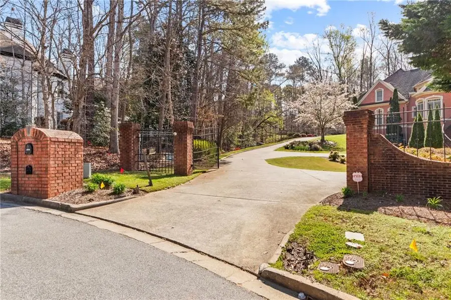 4680 Hamden Forest Drive Sw, Atlanta, GA 30331 - #3