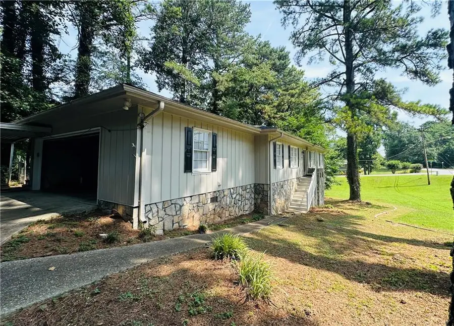 177 Old Rosser Road Sw, Lilburn, GA 30047 - #2