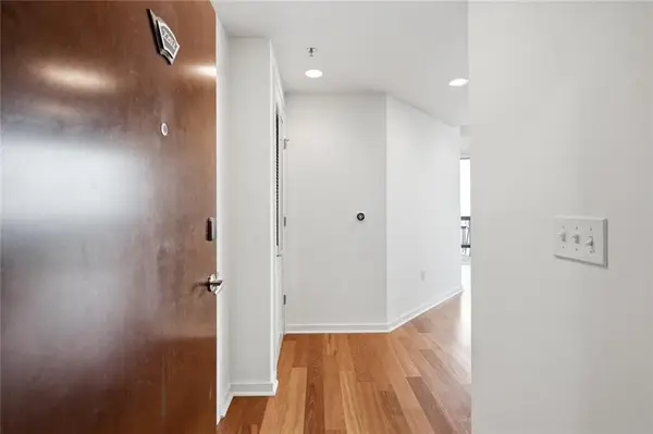 3324 Peachtree Road Ne #2202, Atlanta, GA 30326