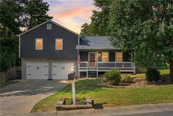 4983 Hunters Cove Drive, Acworth, GA 30101