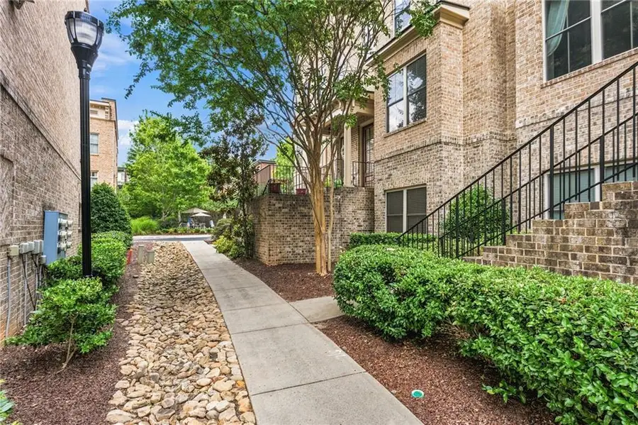 519 Ansley Circle Ne, Atlanta, GA 30324 - #3