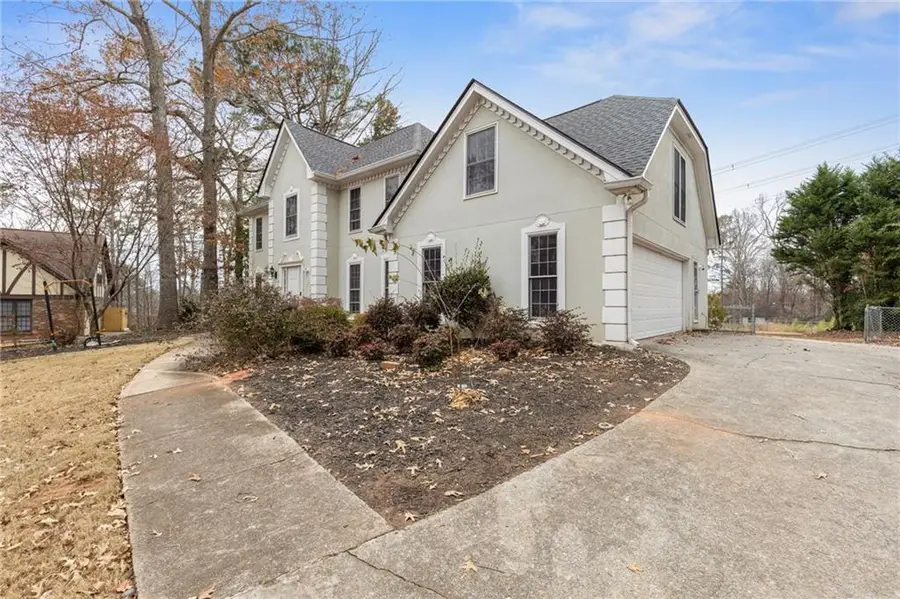 808 Valbrook Court Sw, Lilburn, GA 30047 - #2
