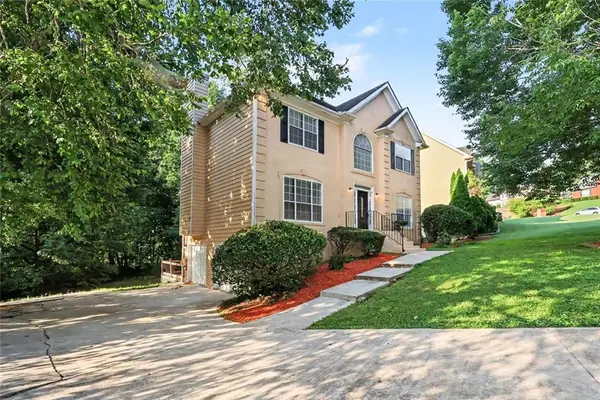 4330 Smithson Creek Drive, Ellenwood, GA 30294