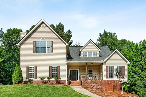 176 Oak Leaf Drive, Carrollton, GA 30116