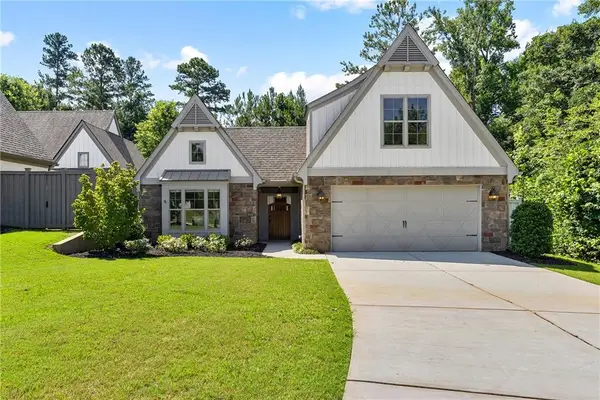225 Arbor Garden Circle, Newnan, GA 30265